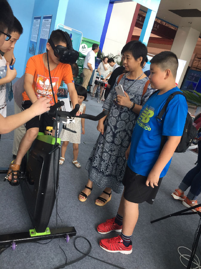 青島雙創(chuàng)成果展，SPINNING單車引領VR運動新風尚(圖4)